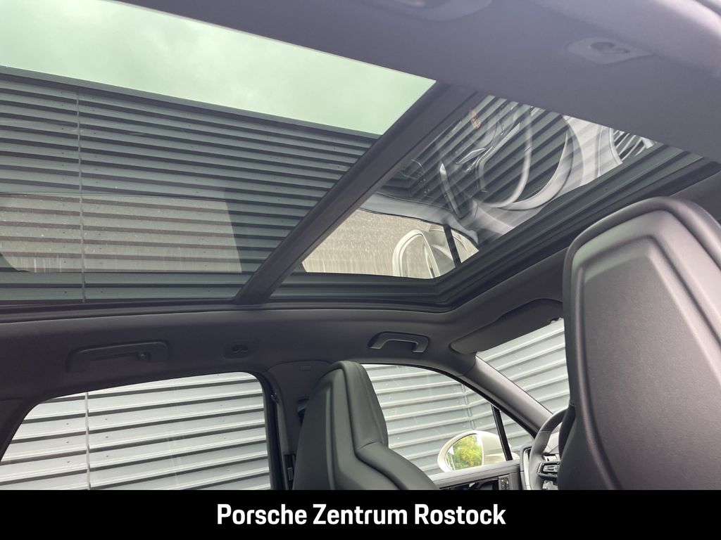 Porsche Cayenne 2025