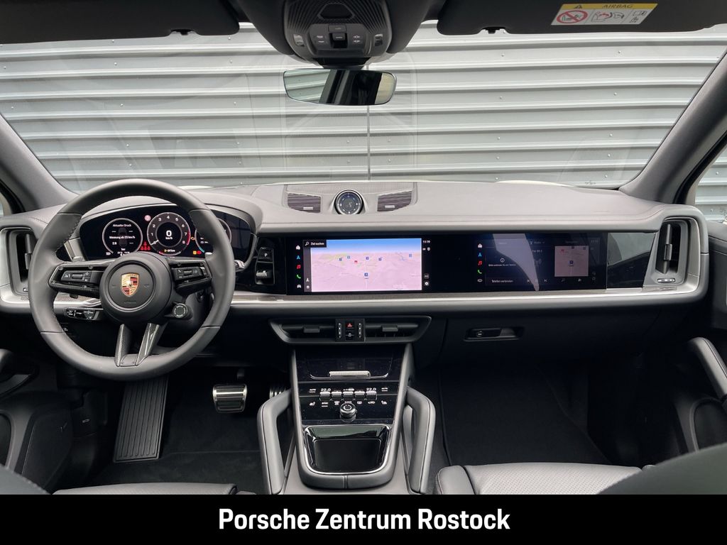 Porsche Cayenne 2025