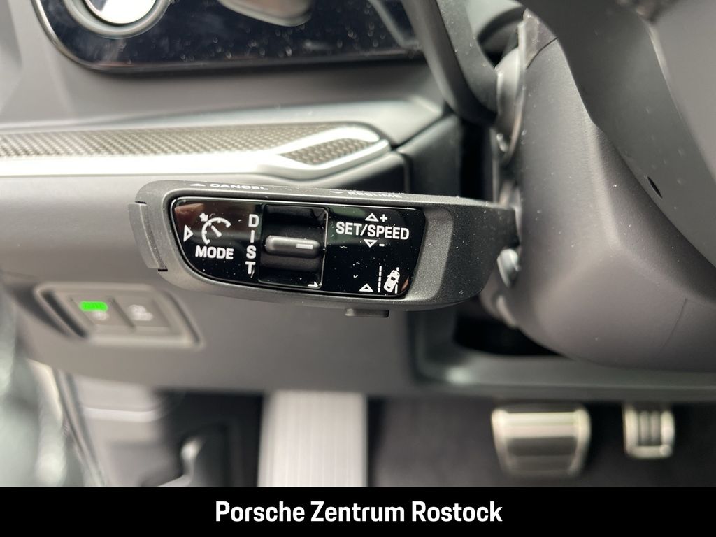 Porsche Cayenne 2025