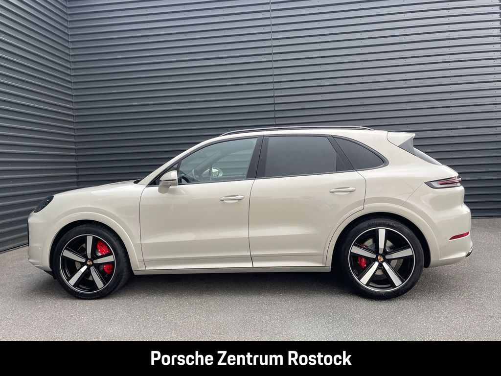 Porsche Cayenne 2025
