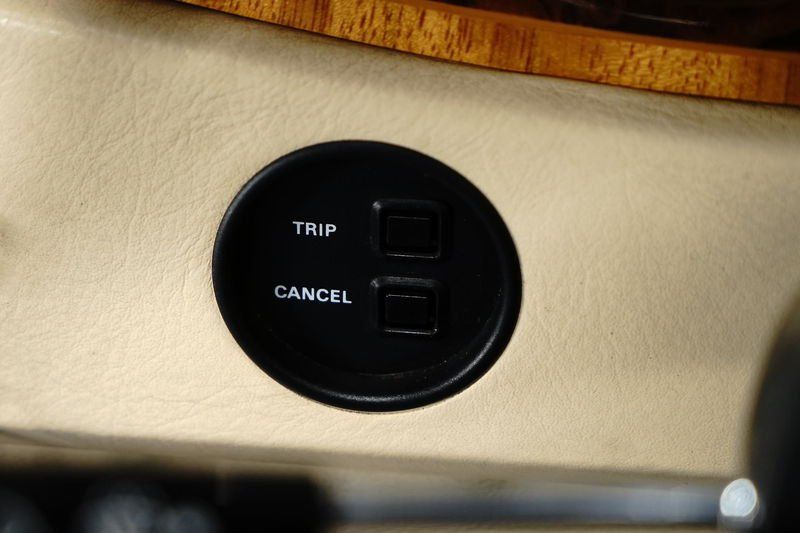 Rolls-Royce Corniche 1990