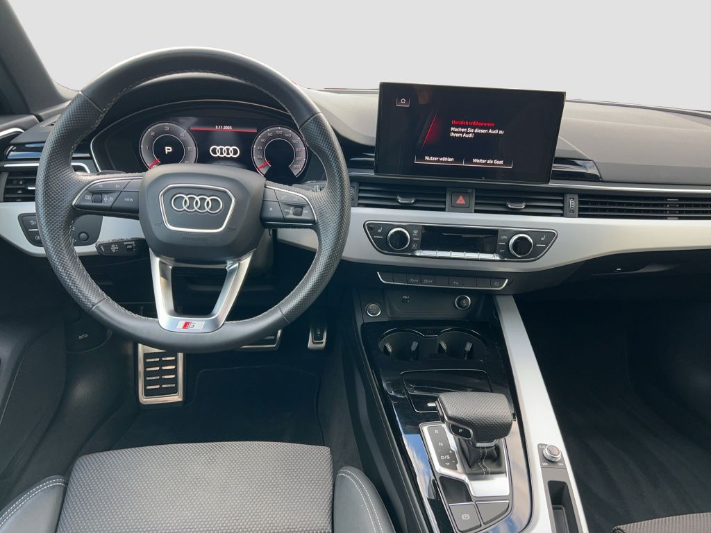 Audi A4 2023