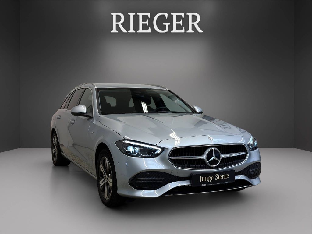 Mercedes-Benz C 300 2025