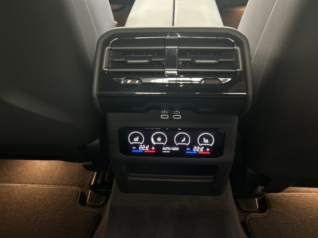 BMW M5 2024