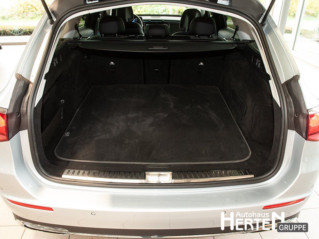 Mercedes-Benz E 220 2024