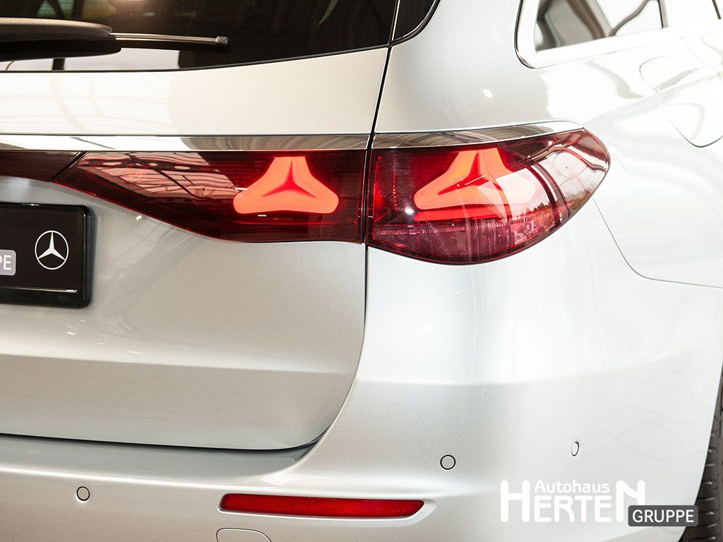 Mercedes-Benz E 220 2024