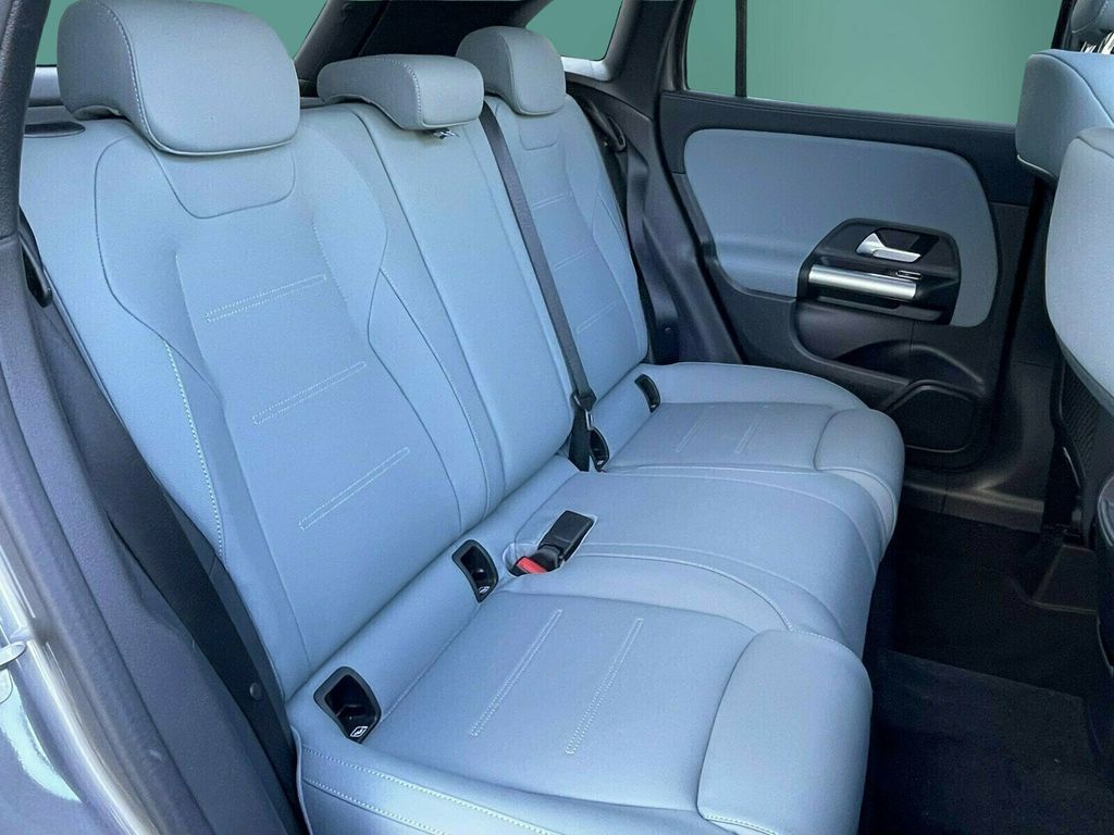 Mercedes-Benz GLA 220 2024