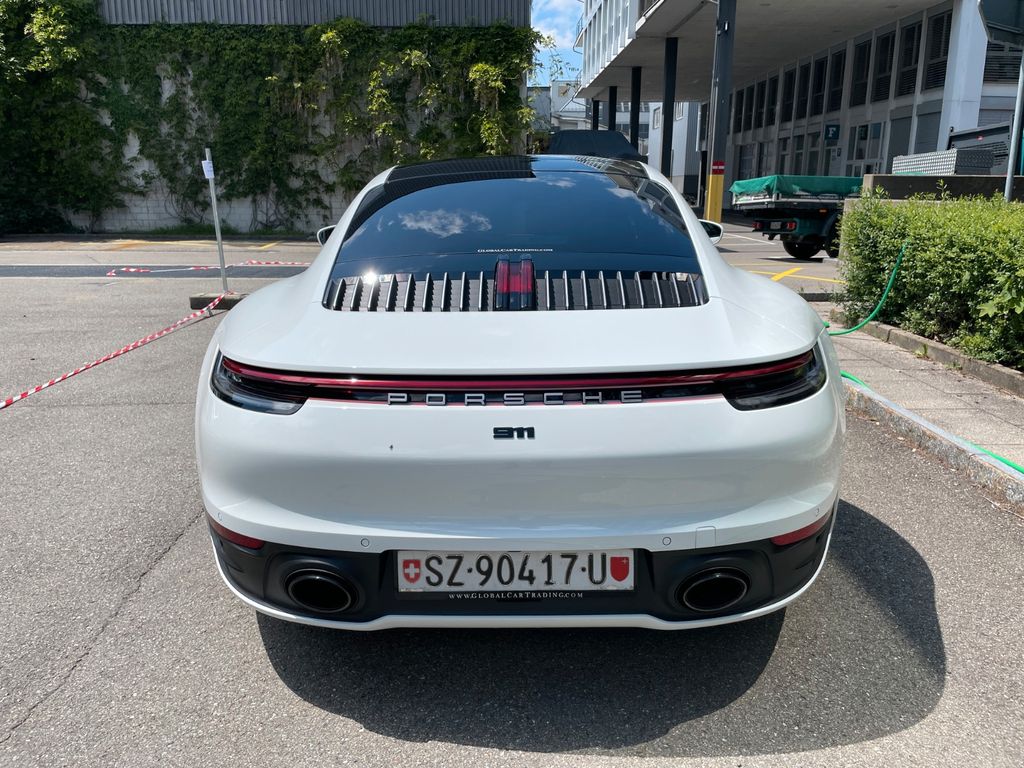 Porsche 992