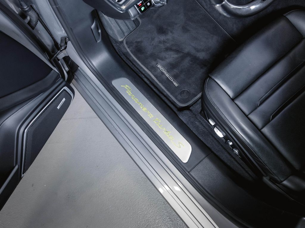 Porsche Panamera 2020