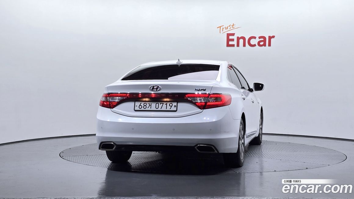 Hyundai Grandeur 2016