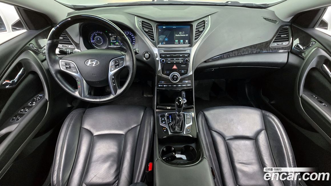 Hyundai Grandeur 2016