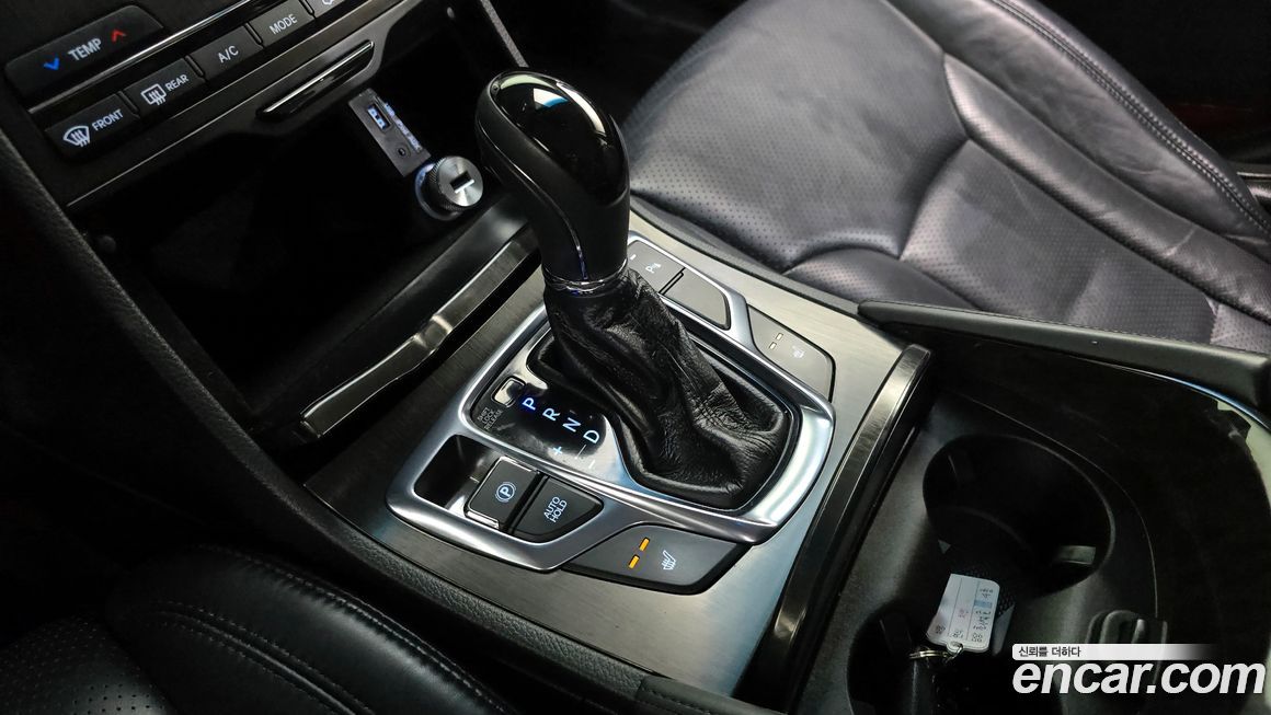 Hyundai Grandeur 2016