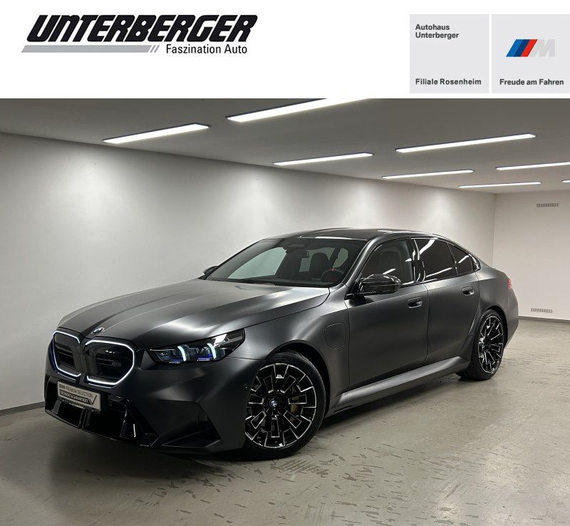 BMW M5 2025