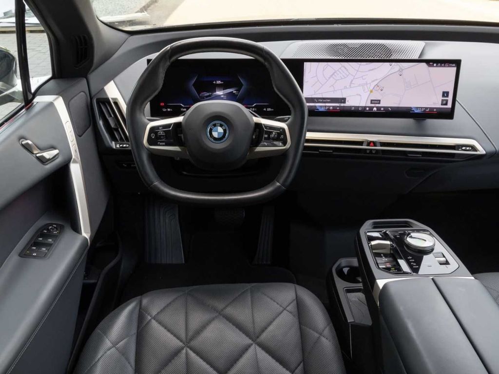 BMW iX 2023