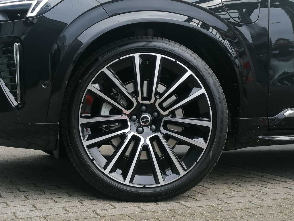 Volvo XC90 2025