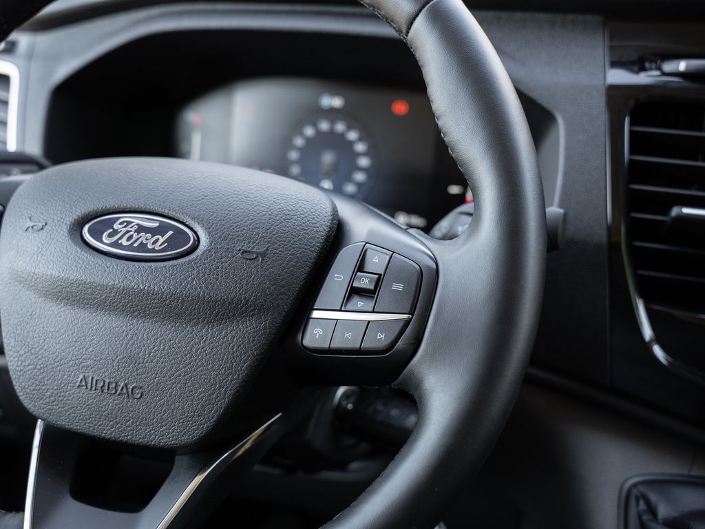 Ford Transit 2025