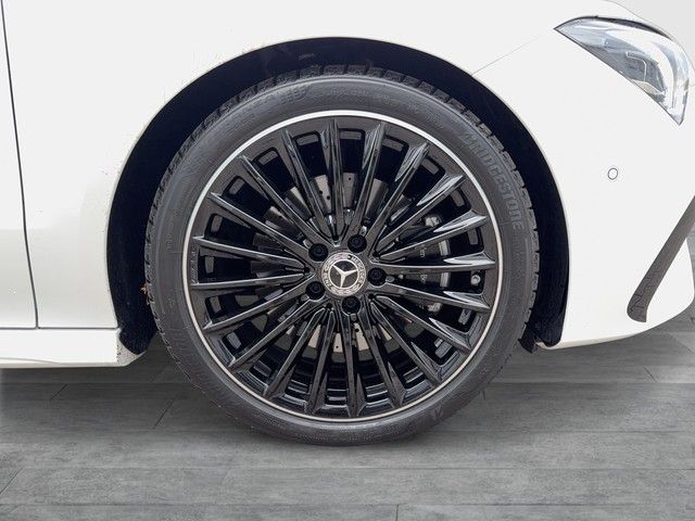 Mercedes-Benz CLA 200 2025