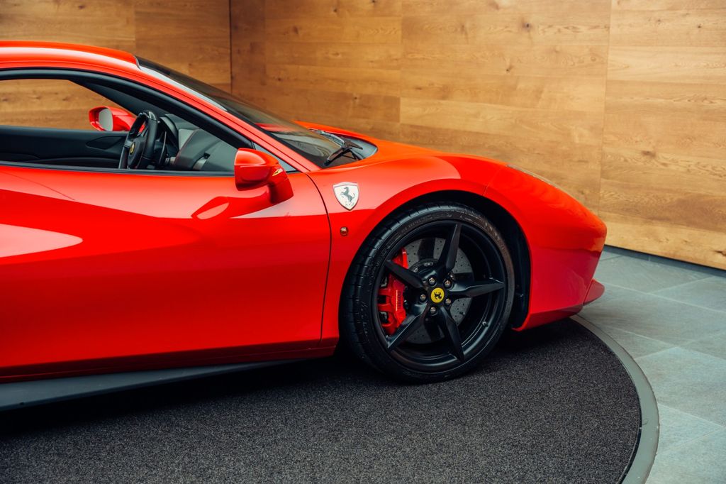 Ferrari 488 GTB 2018