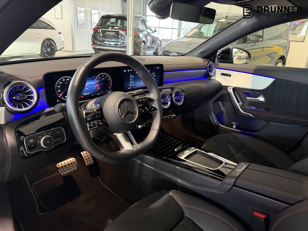 Mercedes-Benz CLA 200 2024