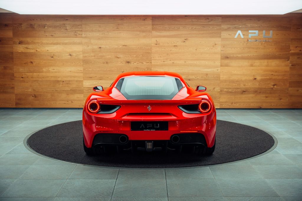 Ferrari 488 GTB 2018