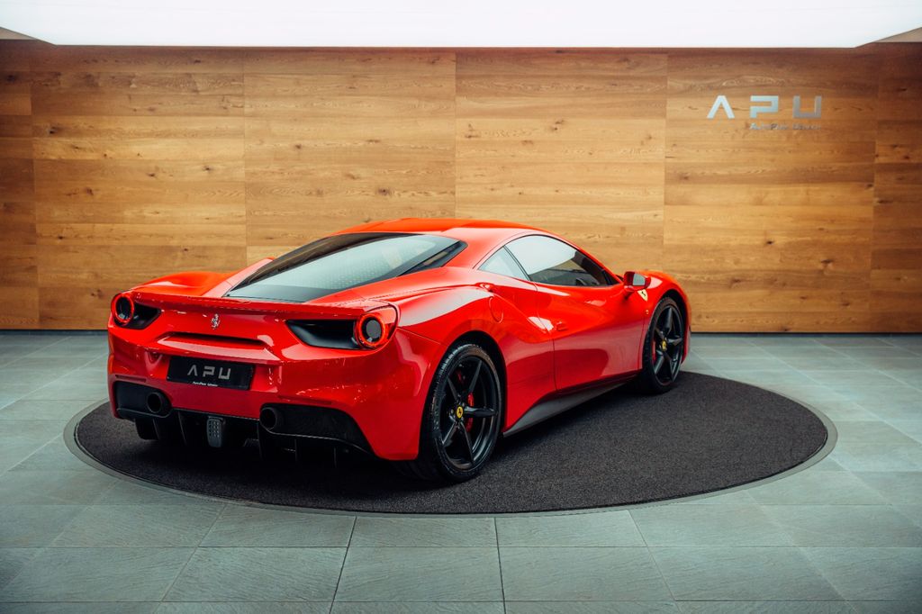 Ferrari 488 GTB 2018