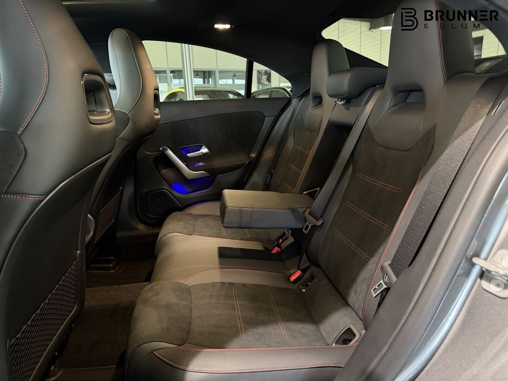 Mercedes-Benz CLA 200 2024