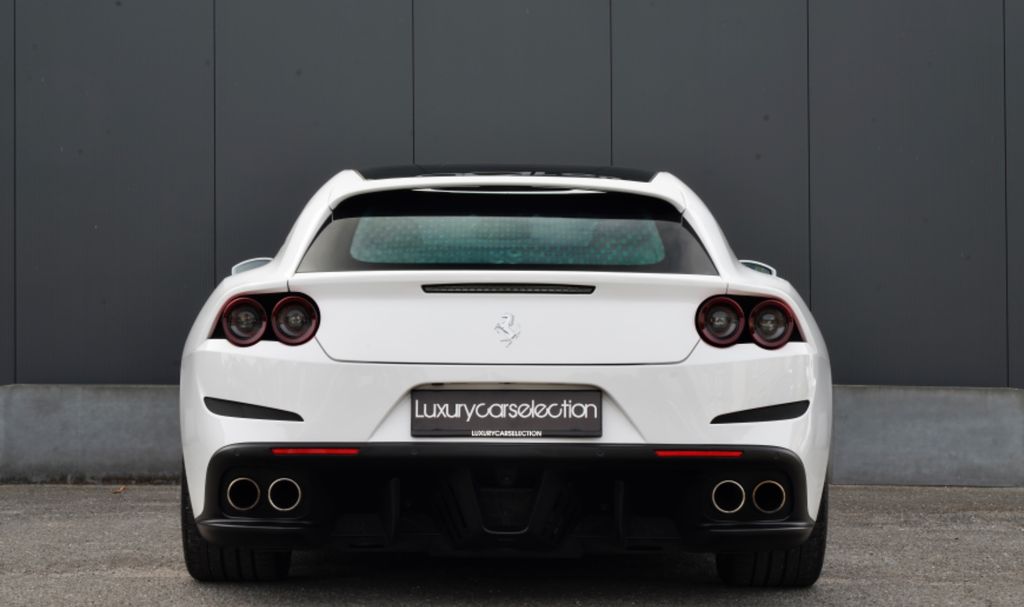 Ferrari GTC4Lusso 2020