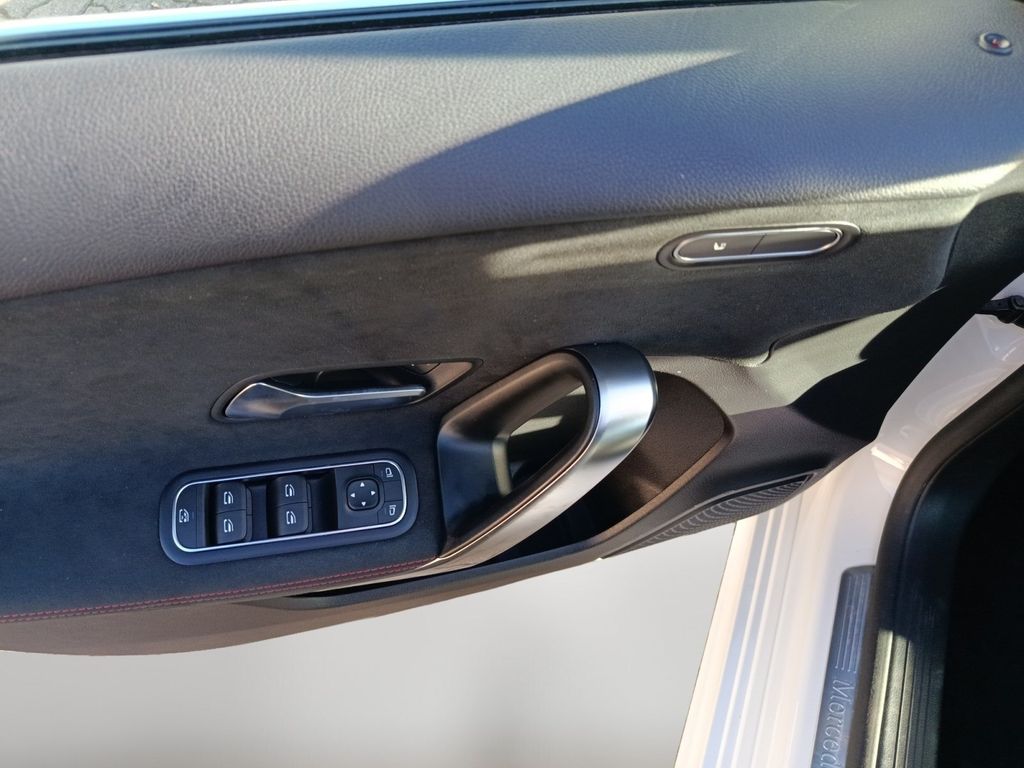 Mercedes-Benz A 200 2021