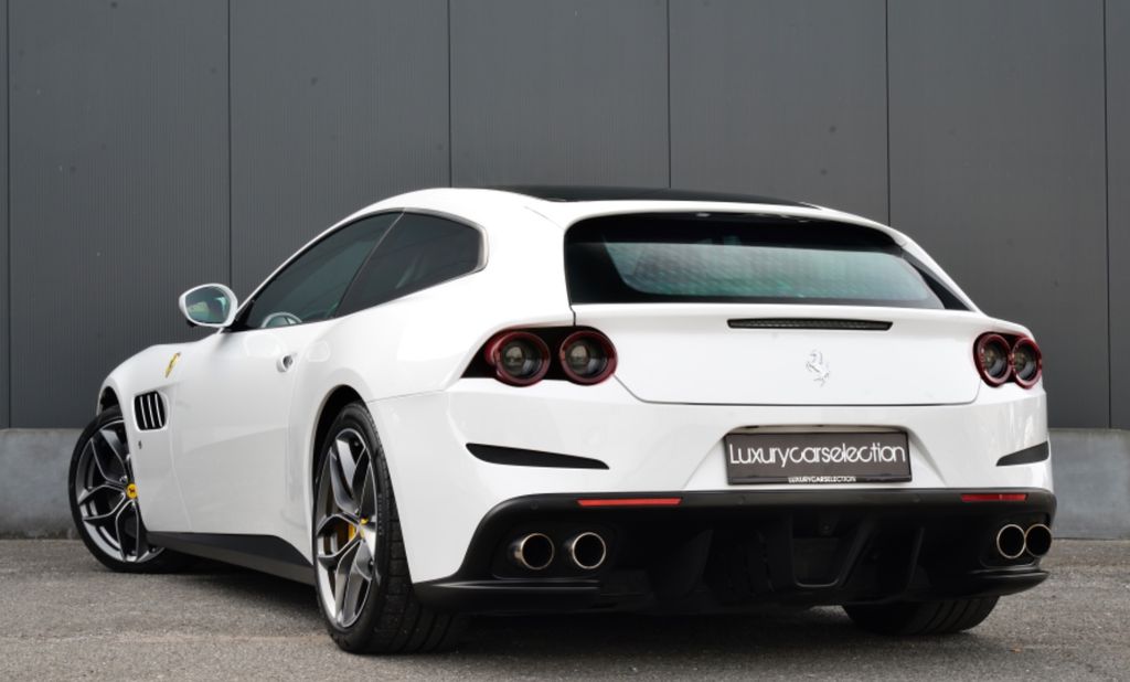 Ferrari GTC4Lusso 2020
