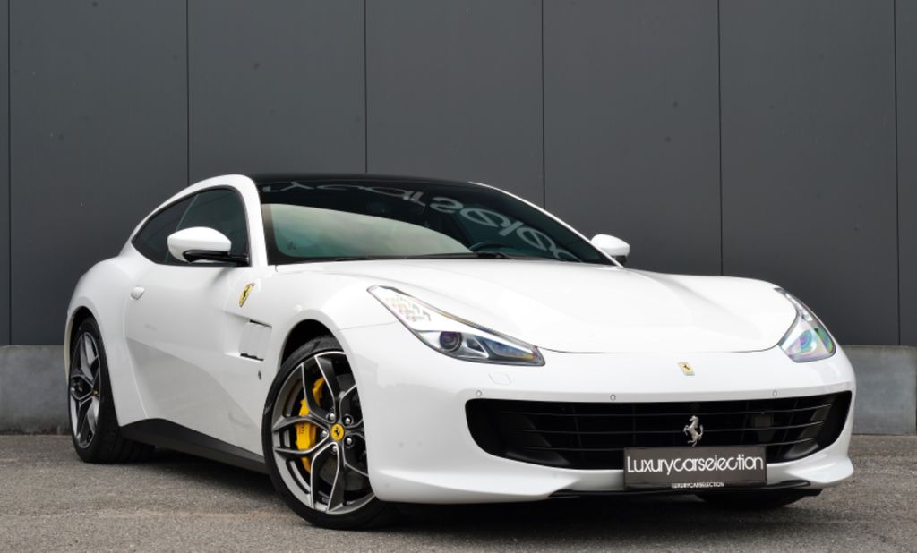 Ferrari GTC4Lusso 2020
