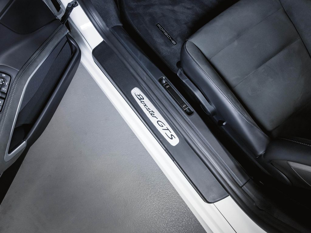 Porsche Boxster 2024