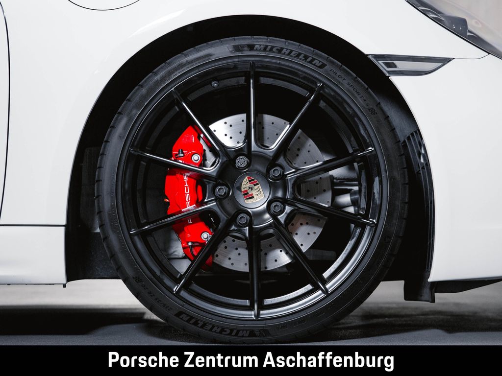 Porsche Boxster 2024