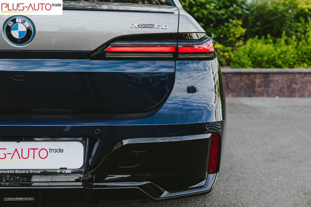 BMW i7 2023