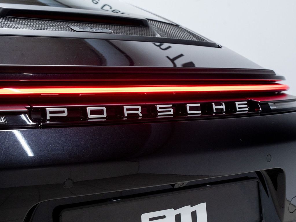 Porsche 992