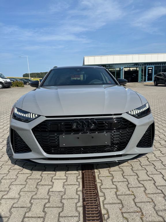 Audi RS6 2025