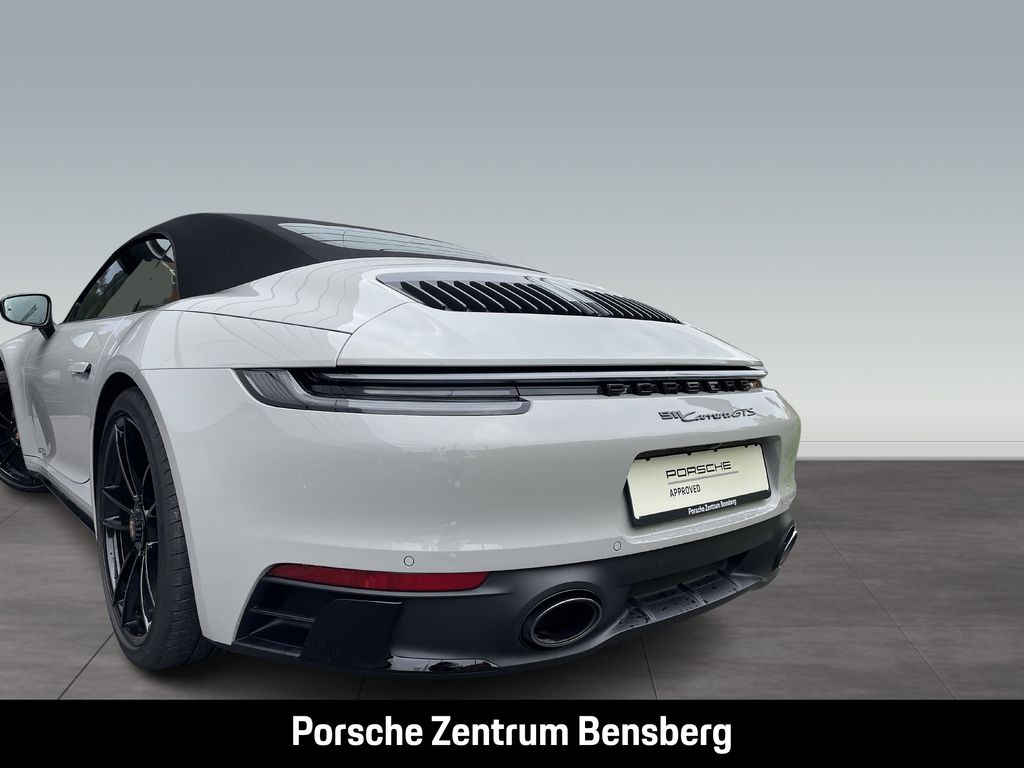 Porsche 992 2022
