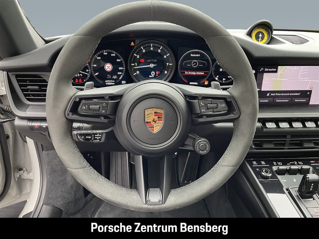 Porsche 992 2022
