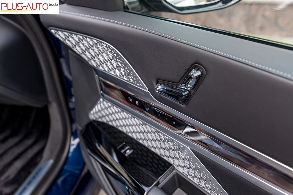 BMW i7 2023