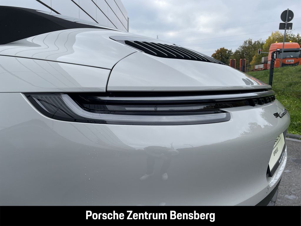 Porsche 992 2022