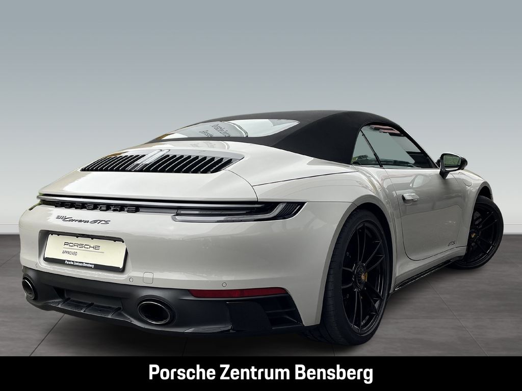 Porsche 992 2022