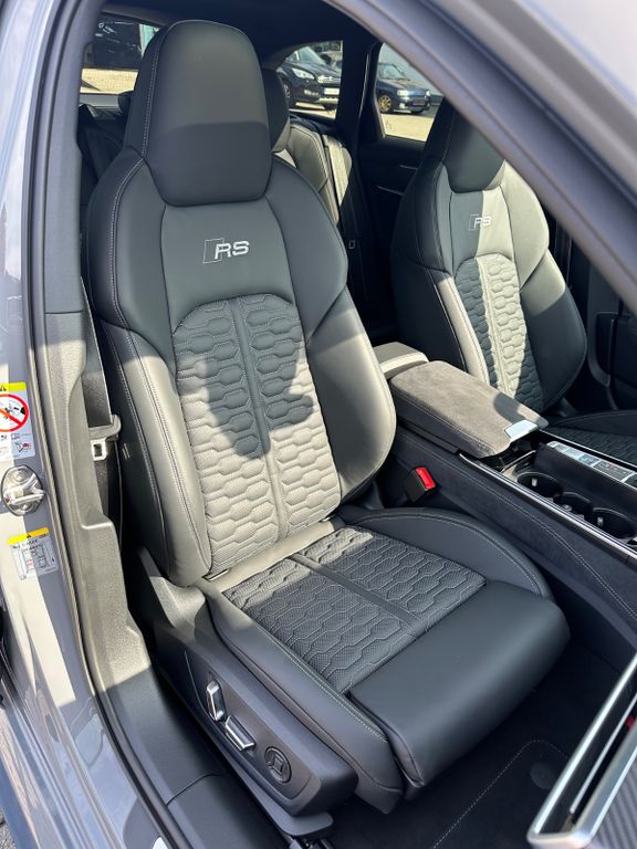 Audi RS6 2025