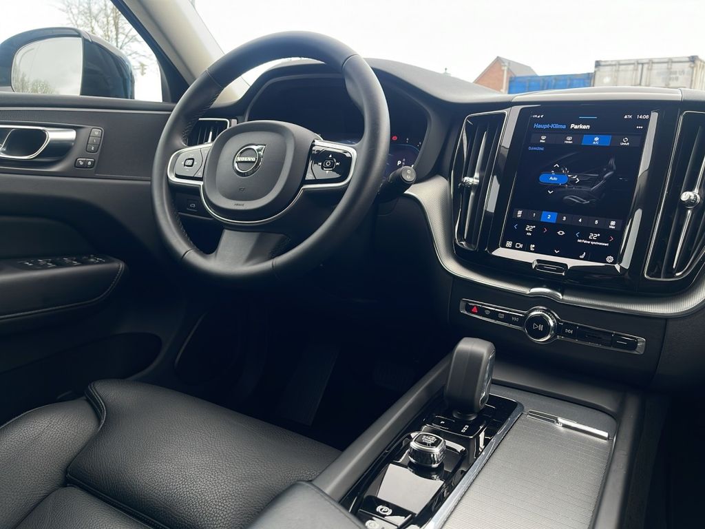 Volvo XC60 2022