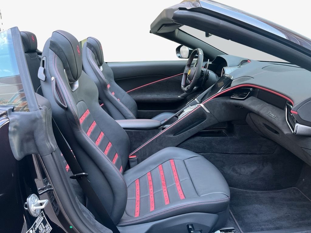 Ferrari Roma 2024