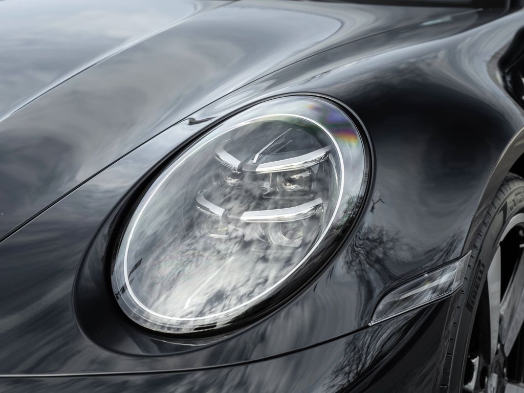 Porsche 992