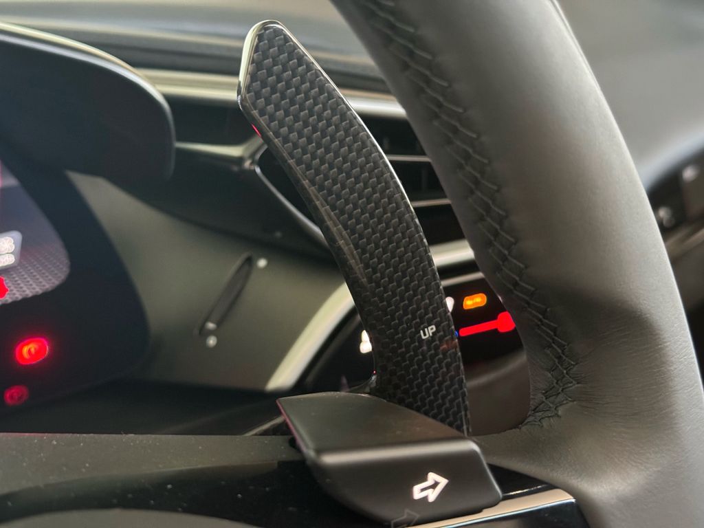 Ferrari 296 GTS 2025