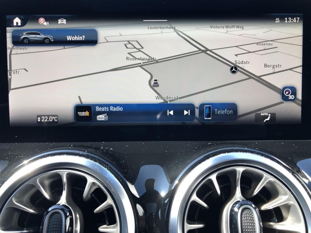 Mercedes-Benz GLA 200 2025