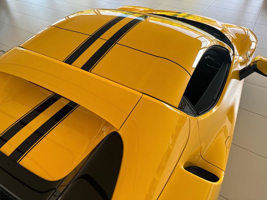 Ferrari 296 GTS 2025