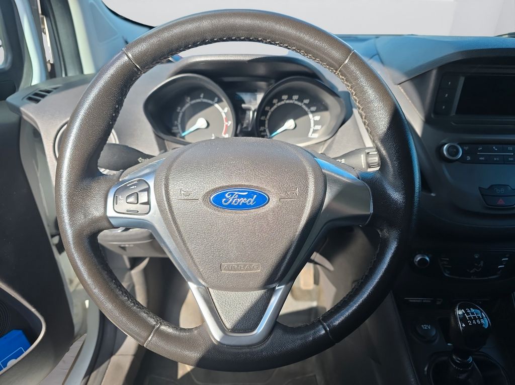 Ford Transit Courier 2020