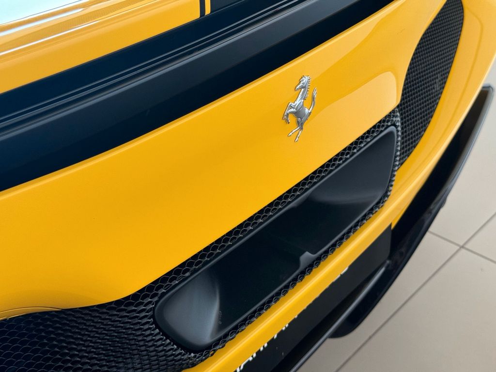 Ferrari 296 GTS 2025