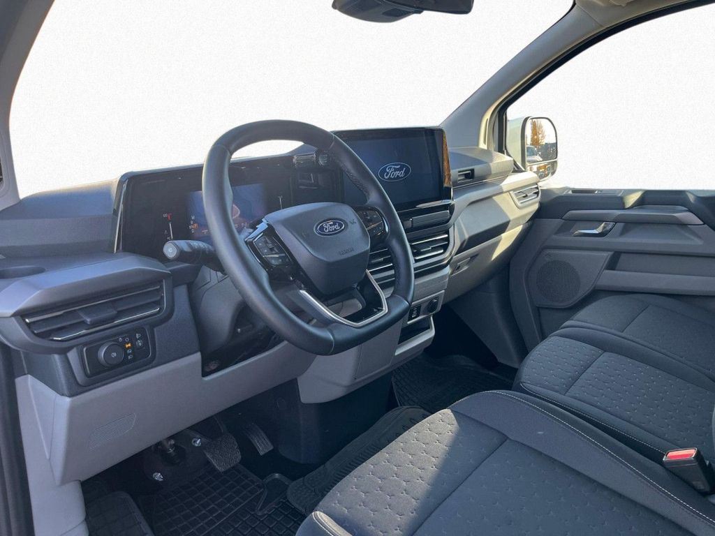 Ford Tourneo Custom 2024